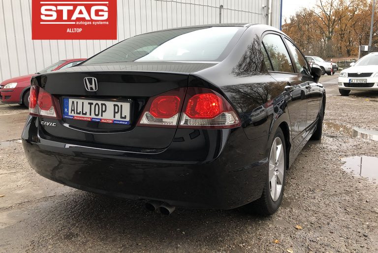 Honda Civic 2009 1,8 140KM