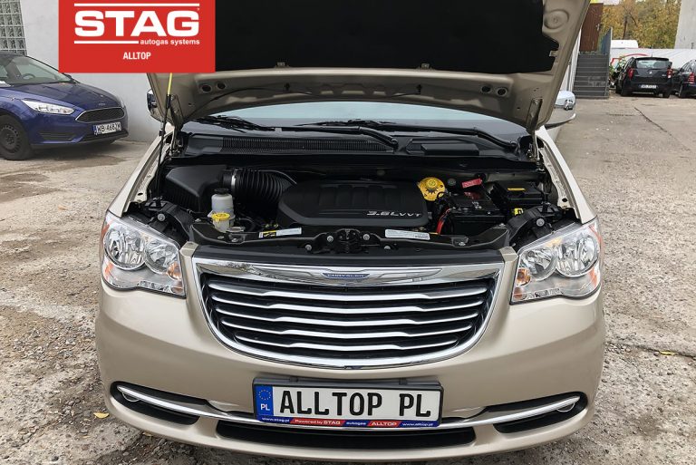 Chrysler Town&Country 2015 3,6 280KM