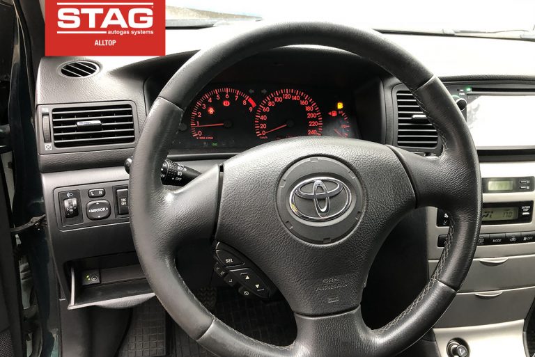 Toyota Corolla 2002 1,8 192KM