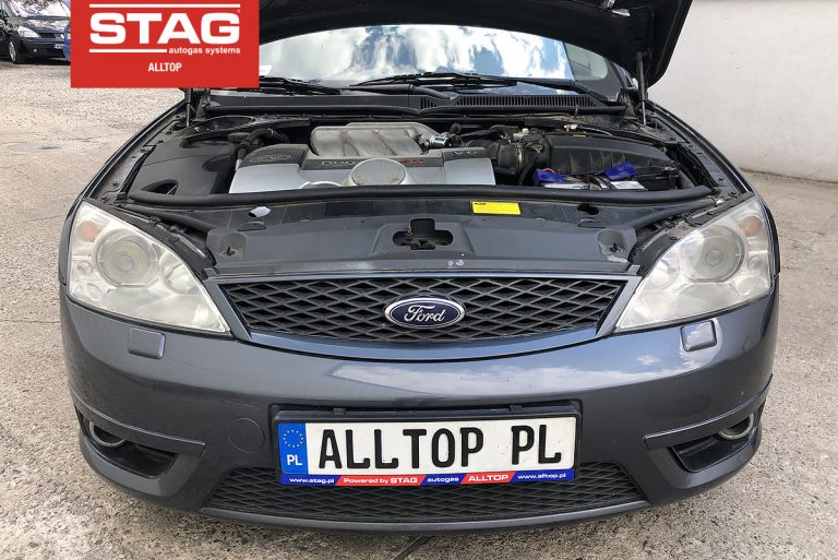 Ford Mondeo 2003 3,0 225KM