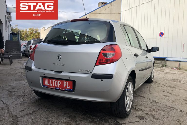 Renault Clio 2005 1,4 98KM