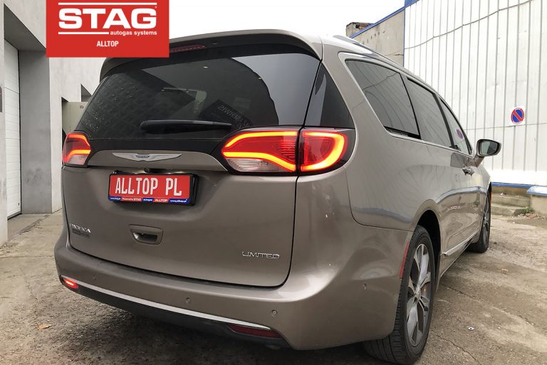 Chrysler Pacifica 2017 3,6 286KM