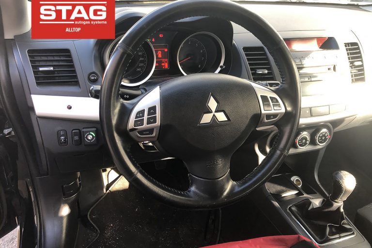 Mitsubishi Lancer 2009 1,8 142KM