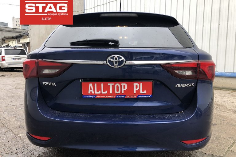 Toyota Avensis 2016 1,8 147KM