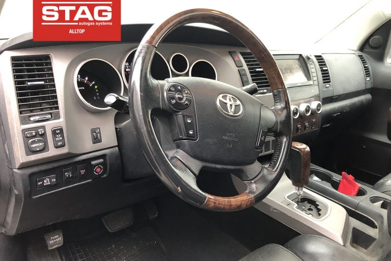 Toyota Tundra 2013 5,7 380KM