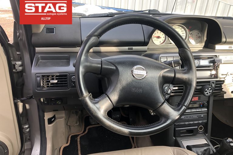 Nissan X-Trail 2003 2,0 140KM