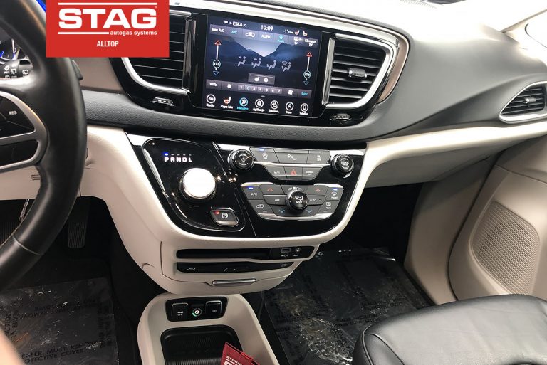 Chrysler Pacifica 2019 3,6 287KM