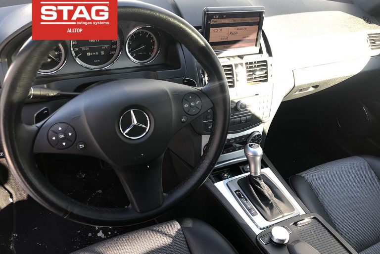 Mercedes C280 AMG 2009 3,0 232KM