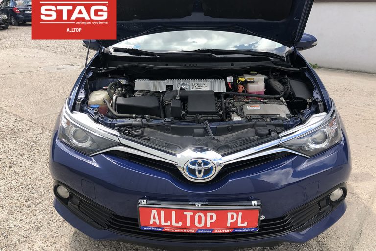 Toyota Auris 2017 1,8 100KM