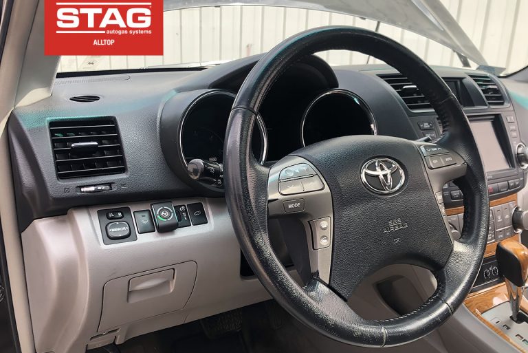 Toyota Highlander 2008 3,3 274KM