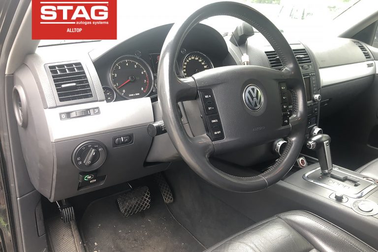 VW Touareg 2004 3,2 240KM