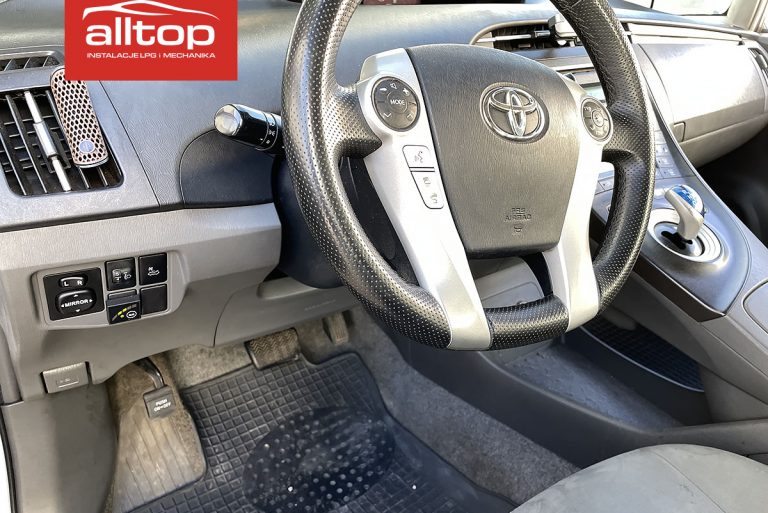 Toyota Prius 2009 1,8 100KM