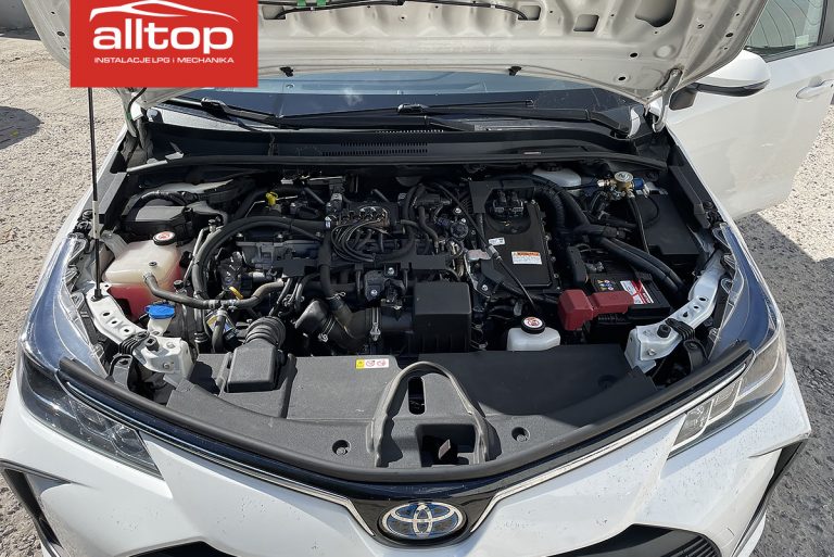 Toyota Corolla 2019 1.8 98KM