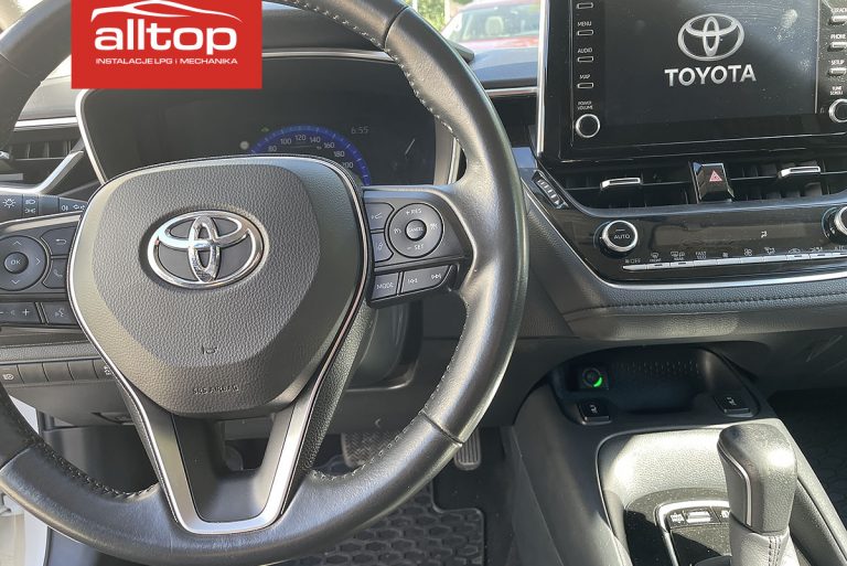 Toyota Corolla 2019 1.8 98KM
