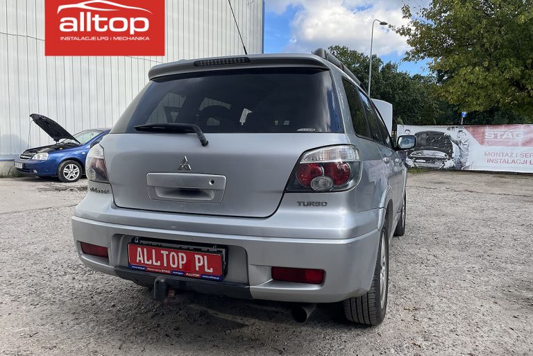 Mitsubishi Outlander 2005 2.0 200KM