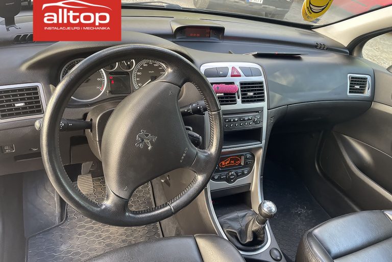 Peugeot 307 2002 2.0 135KM